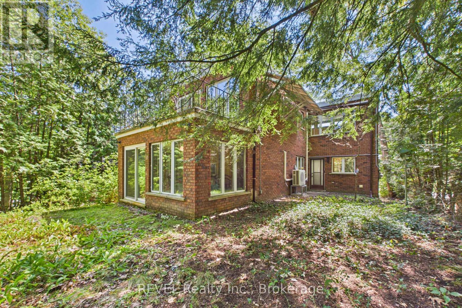 370 Segwun Boulevard Property Photo 33