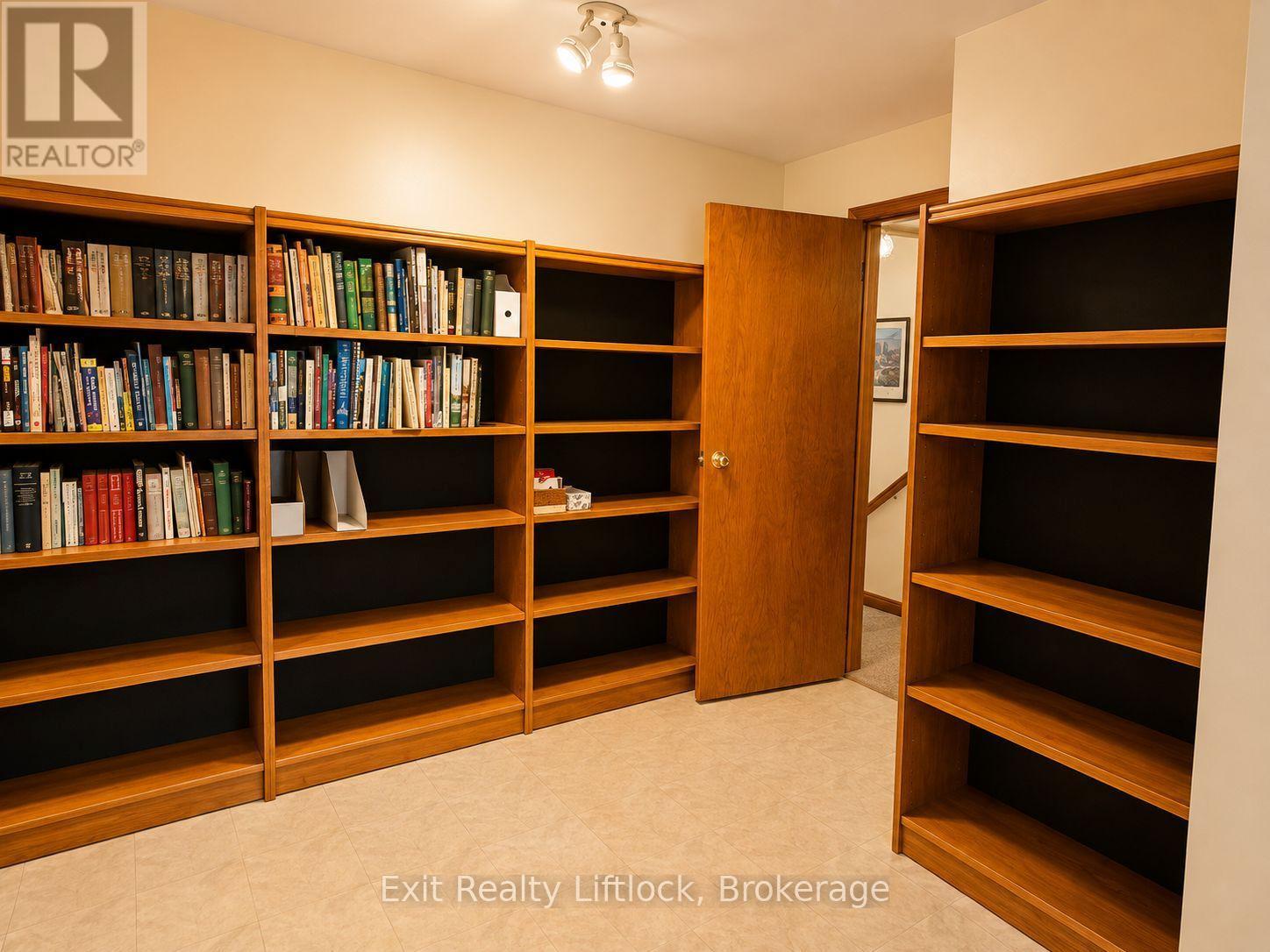 2 Frederick Street Property Photo 9