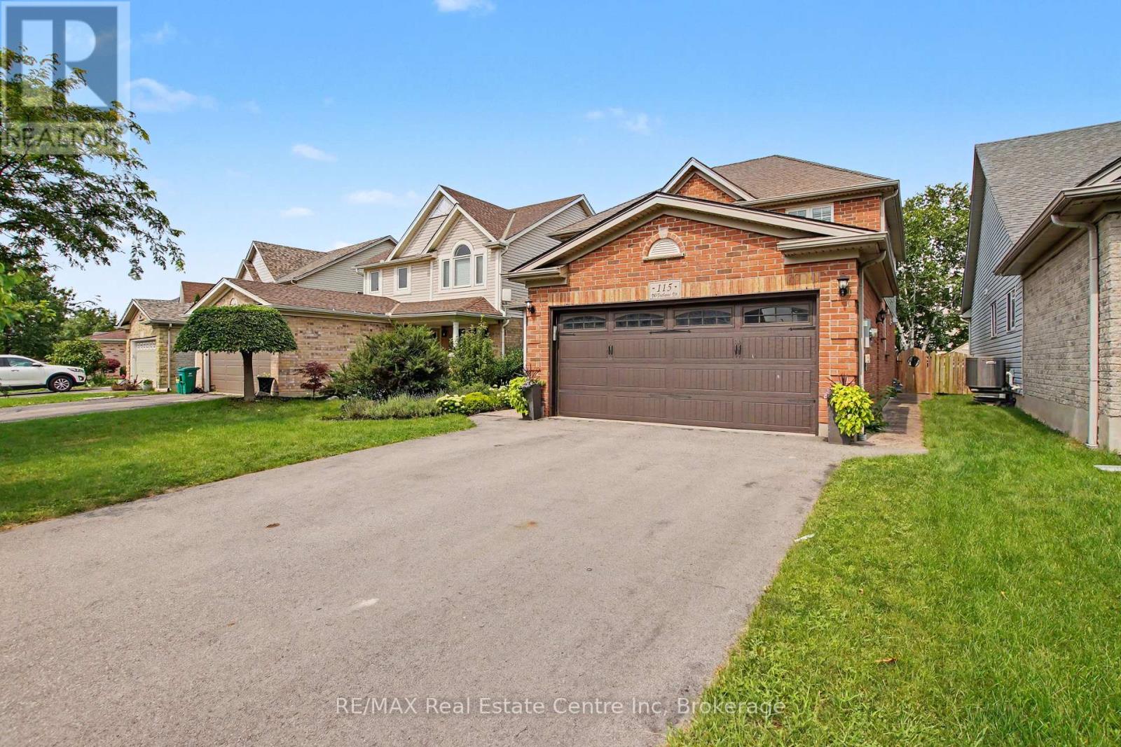 115 Mcfarlane Drive Property Photo 2