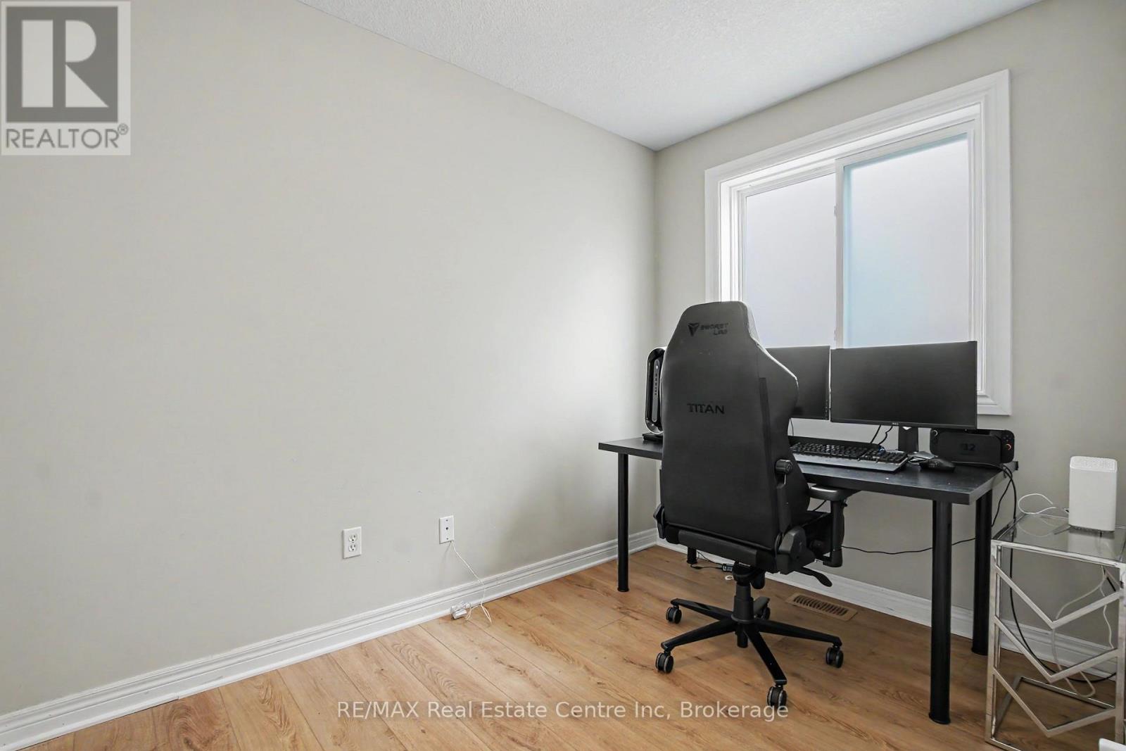 115 Mcfarlane Drive Property Photo 17