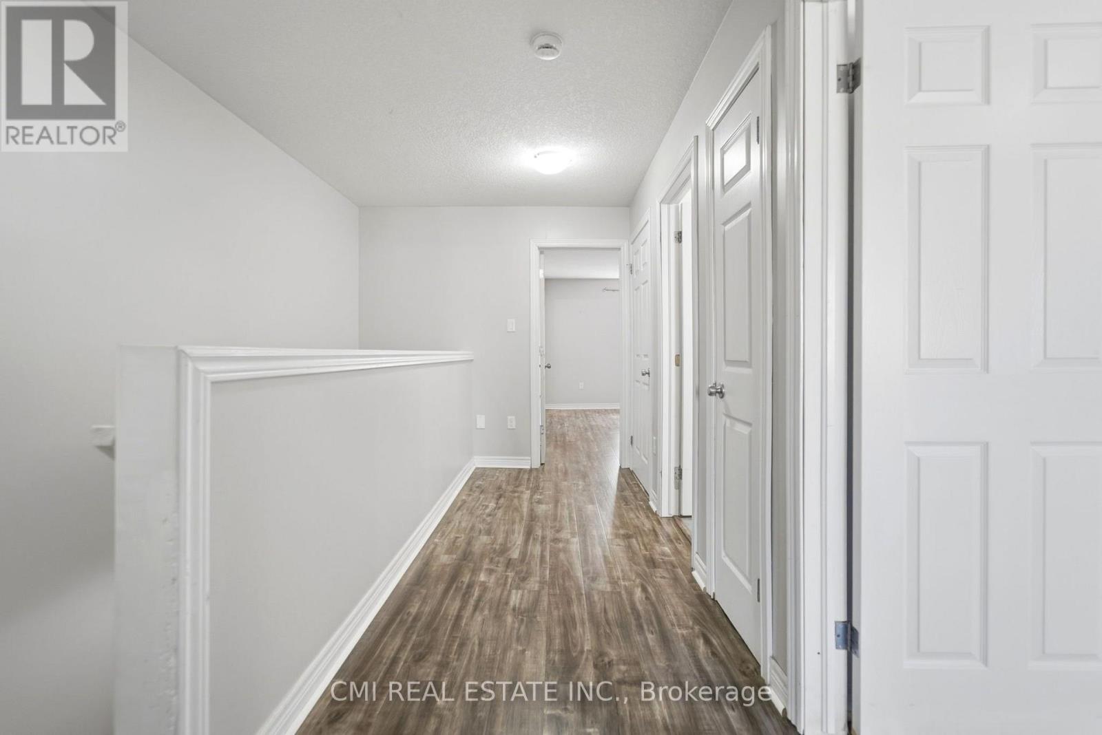 40 - 105 Bard Boulevard Property Photo 8