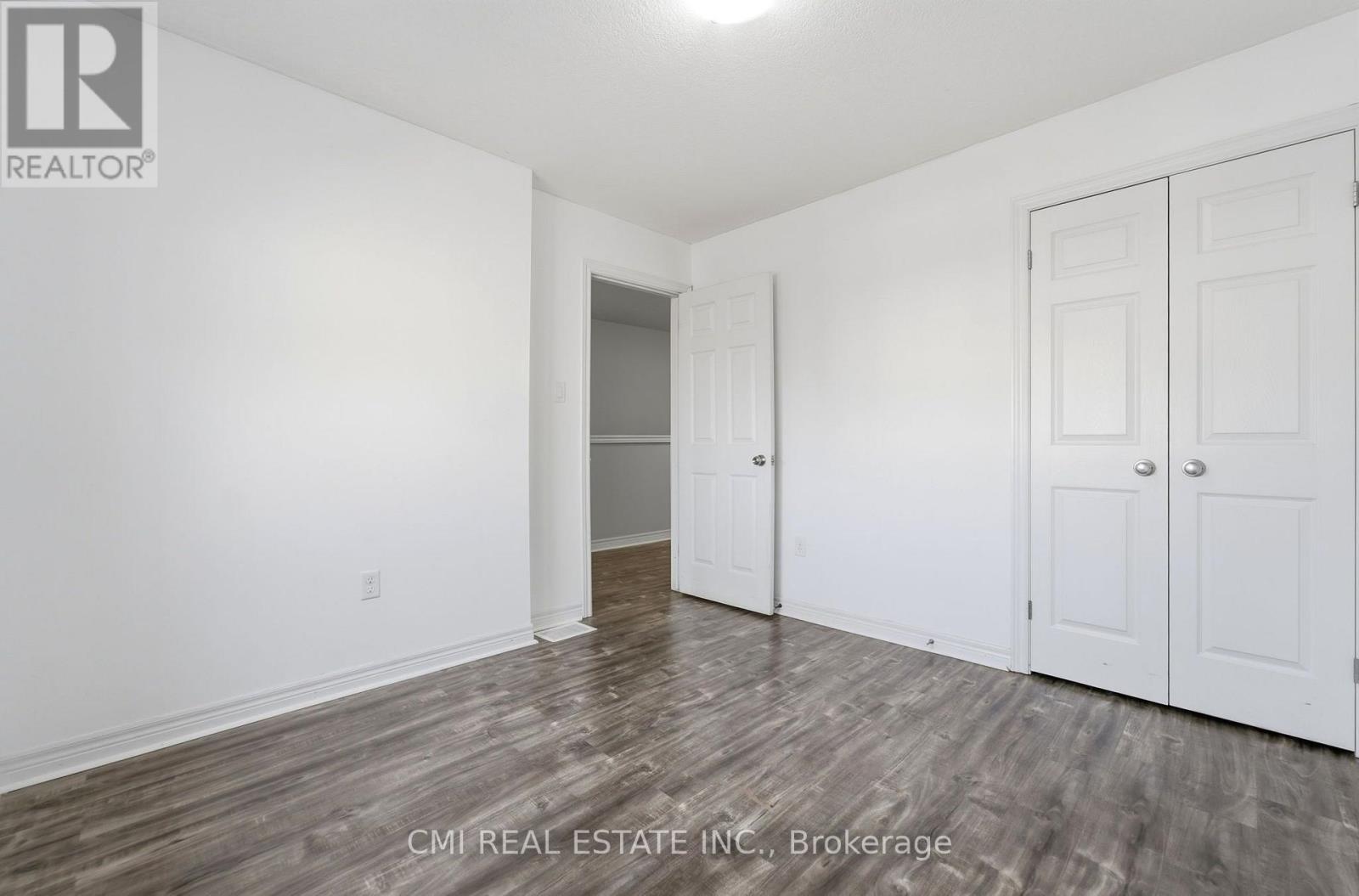 40 - 105 Bard Boulevard Property Photo 21