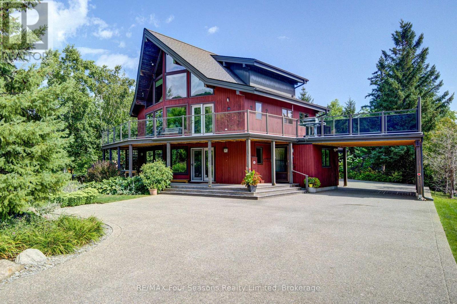 141 Jozo Weider Boulevard Property Photo 1