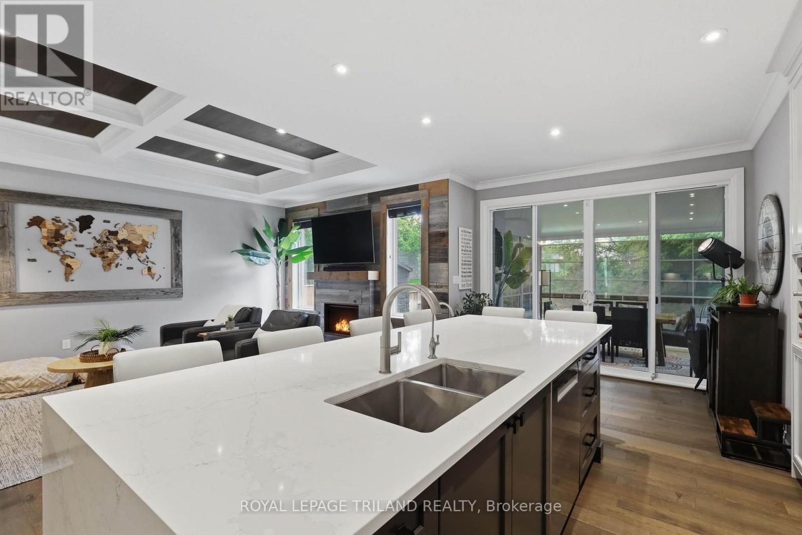 57 Caverhill Crescent Property Photo 11