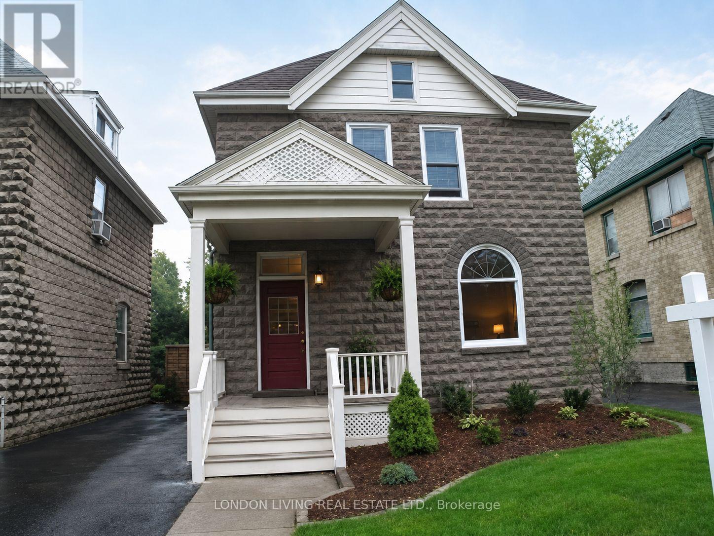 45 Beaconsfield Avenue Property Photo 1