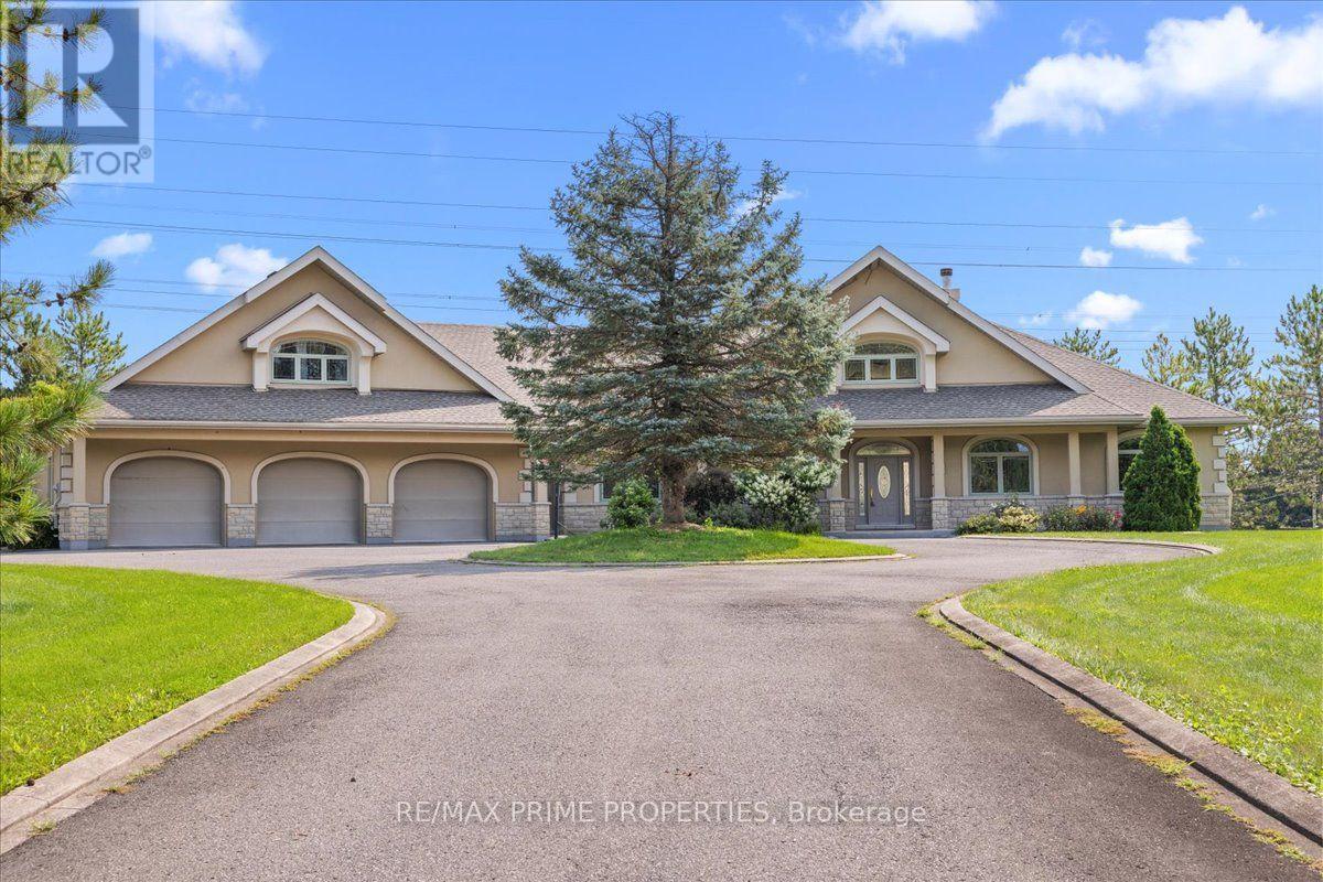 1435 Shalom Street Property Photo 1