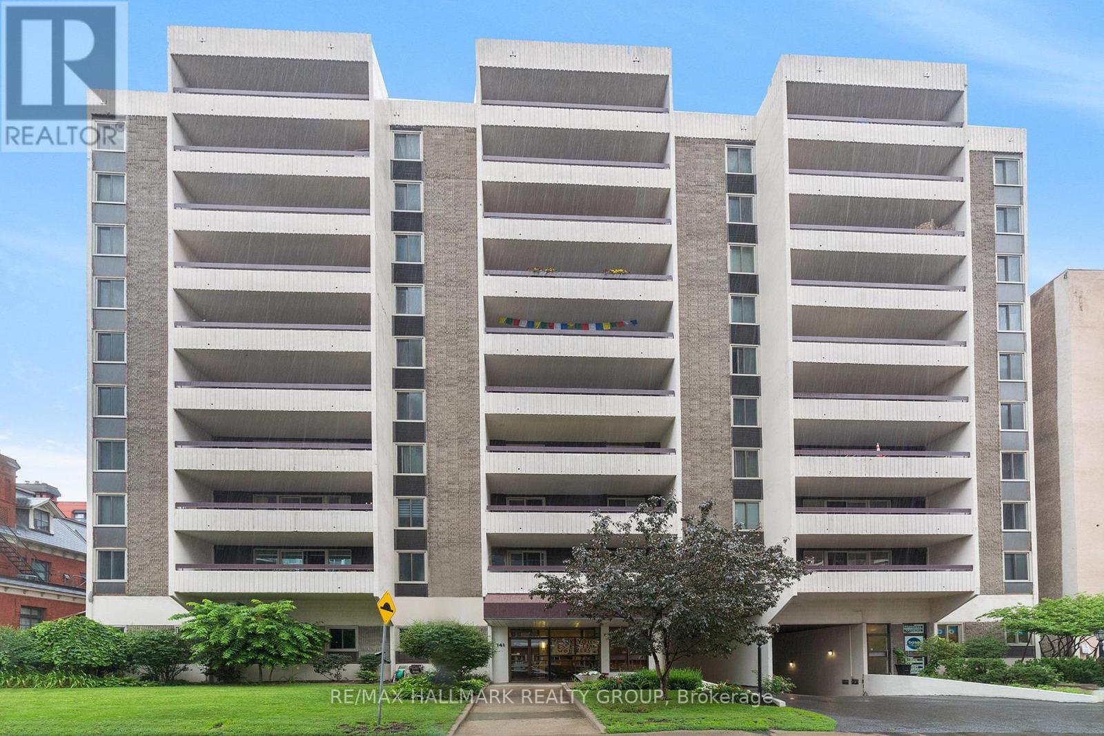 601 - 141 SOMERSET STREET W Property Photo 1