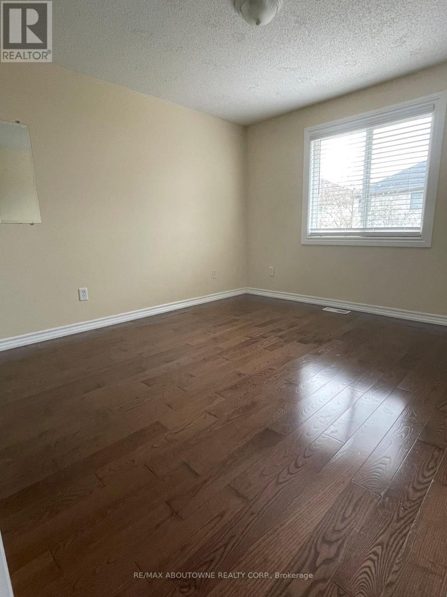 98 Adler Drive Property Photo 7