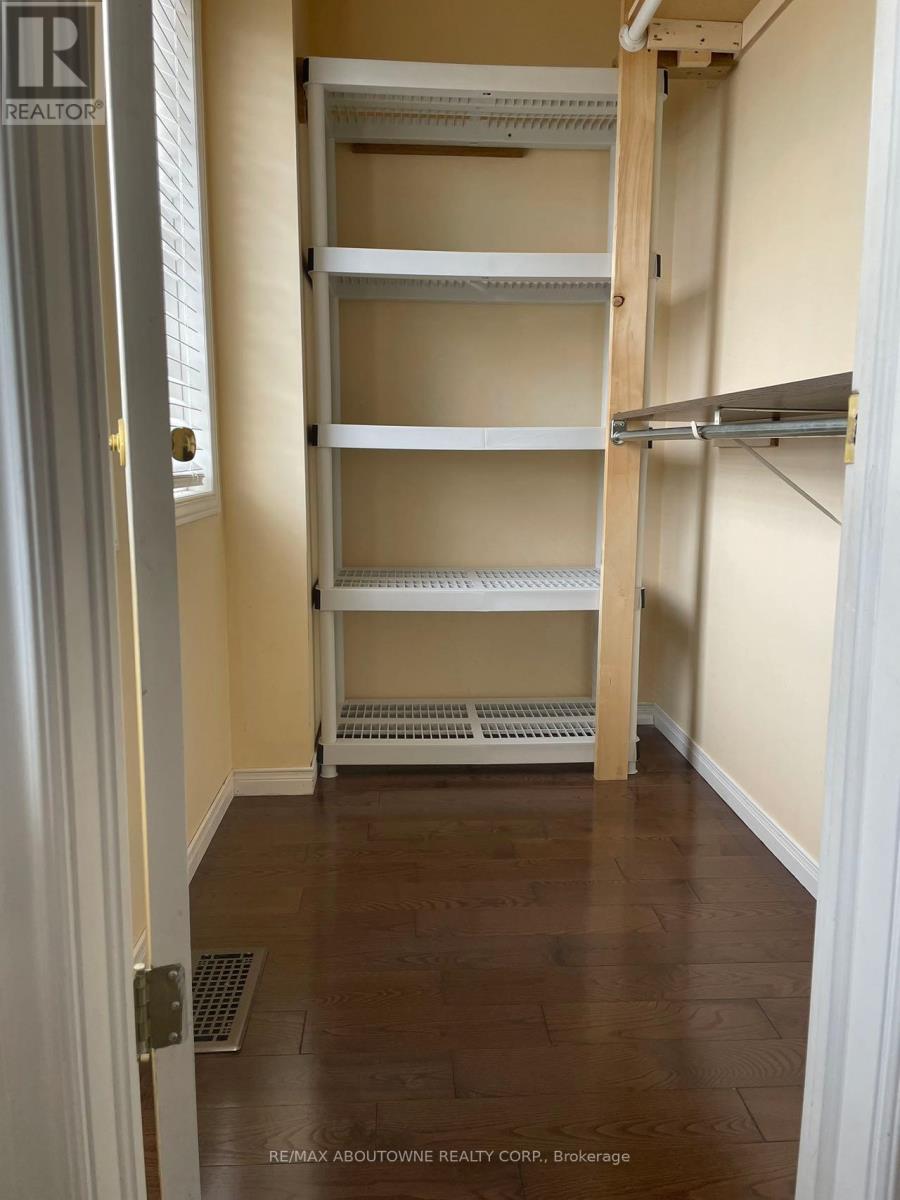 98 Adler Drive Property Photo 10