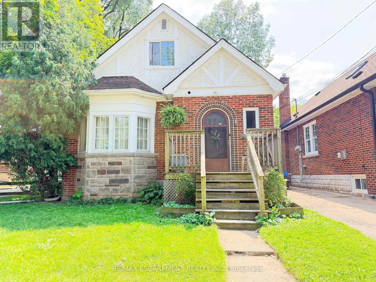1 Norwood Road Property Photo 1