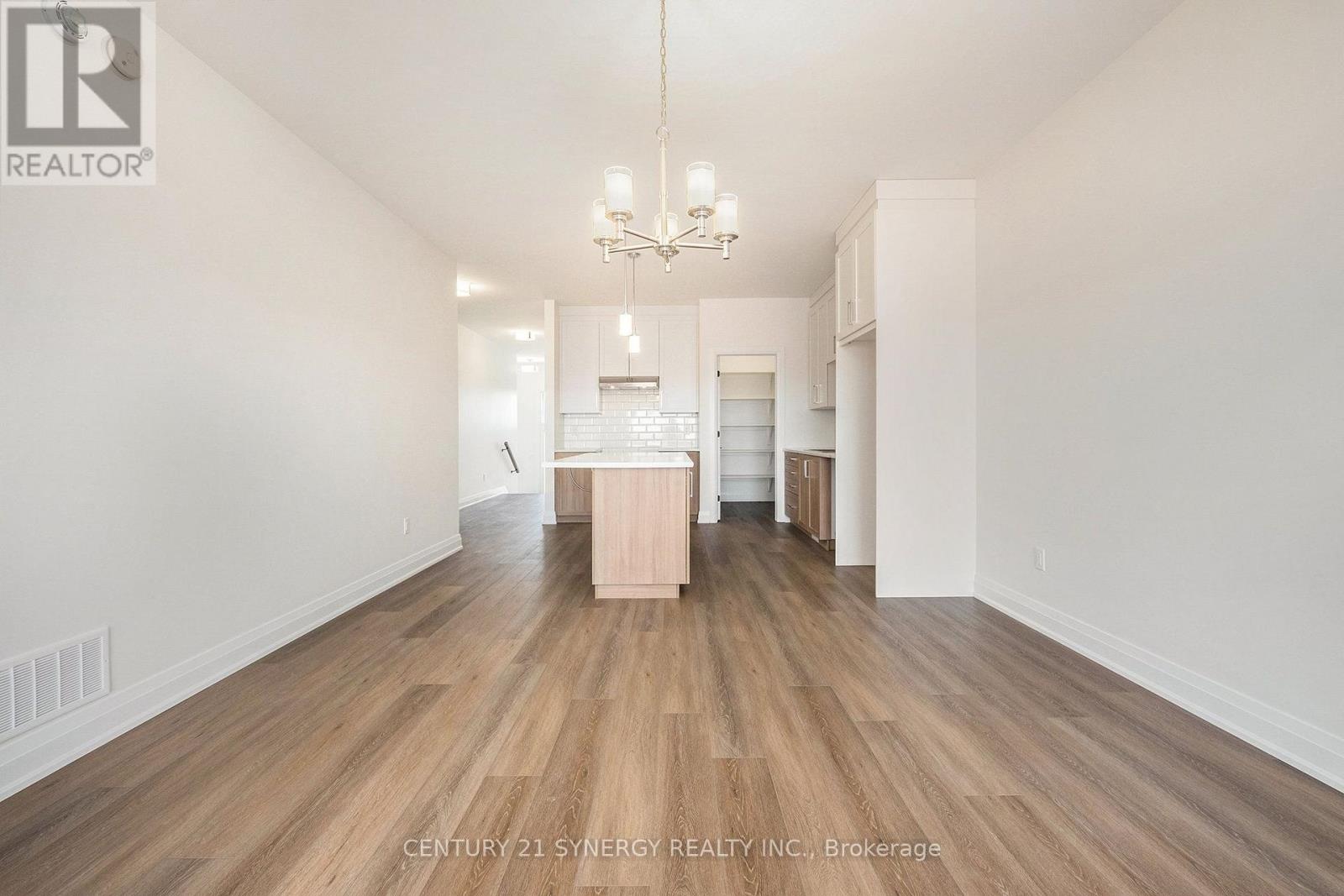 A - 261 Argile Street Property Photo 8