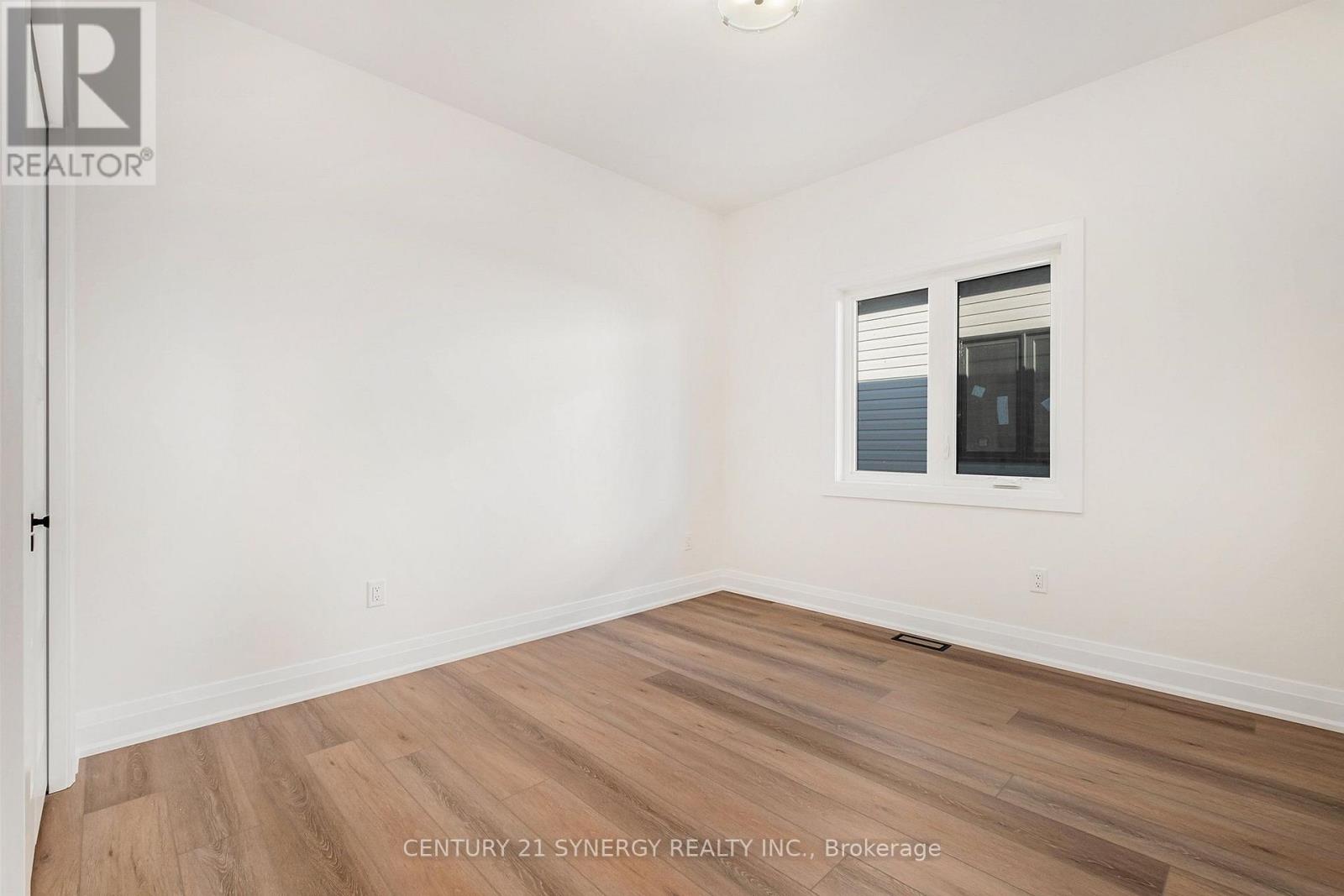 A - 261 Argile Street Property Photo 20