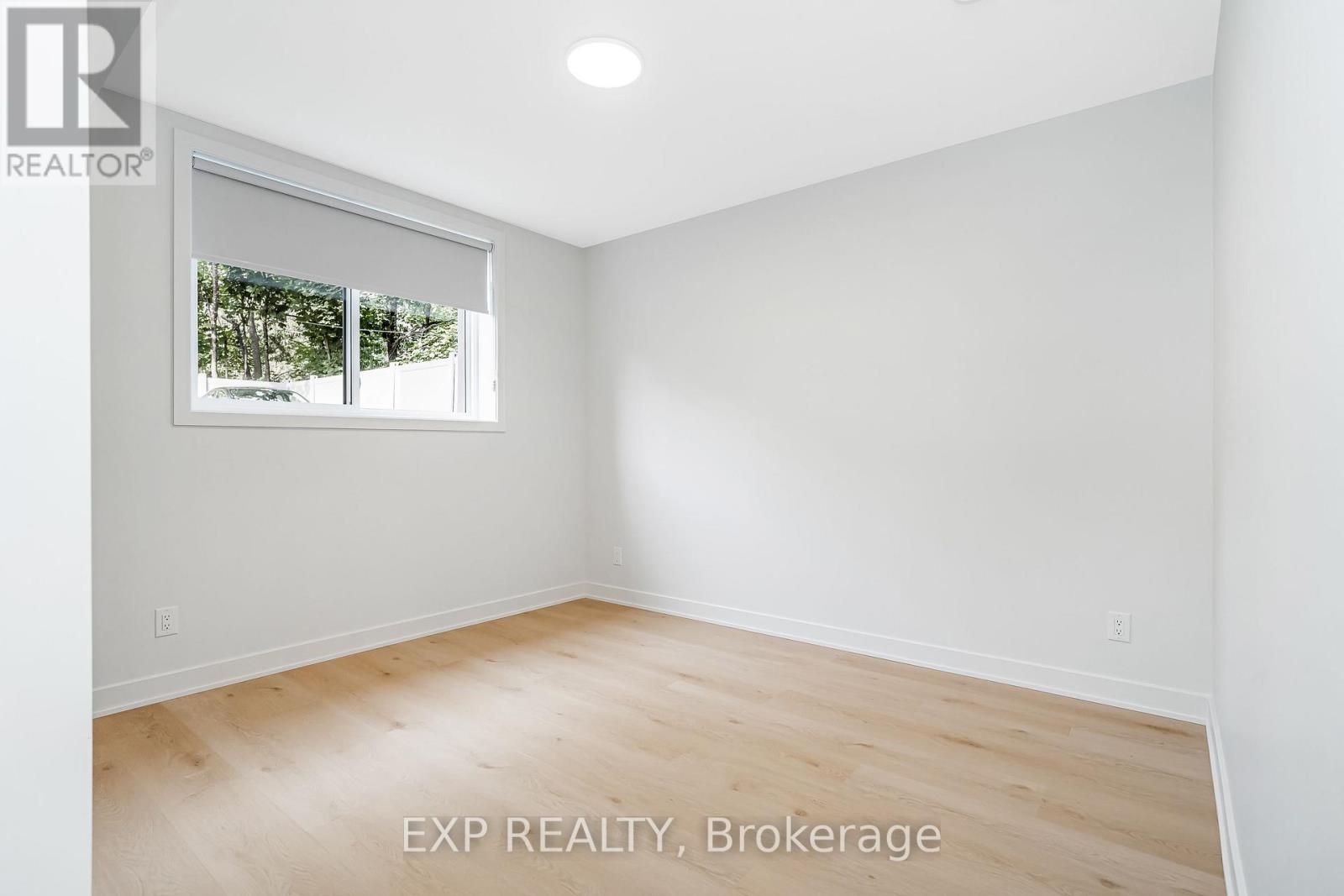 2 - 1267 Summerville Avenue Property Photo 14