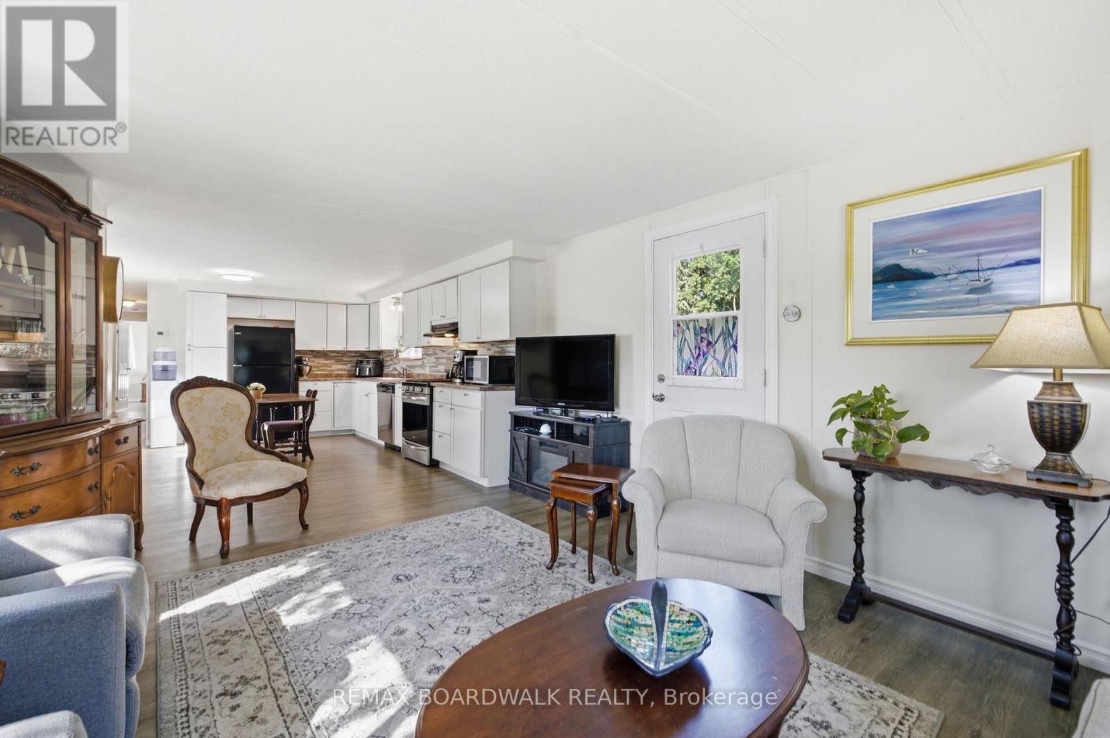505 Maple Grove Road Property Photo 10