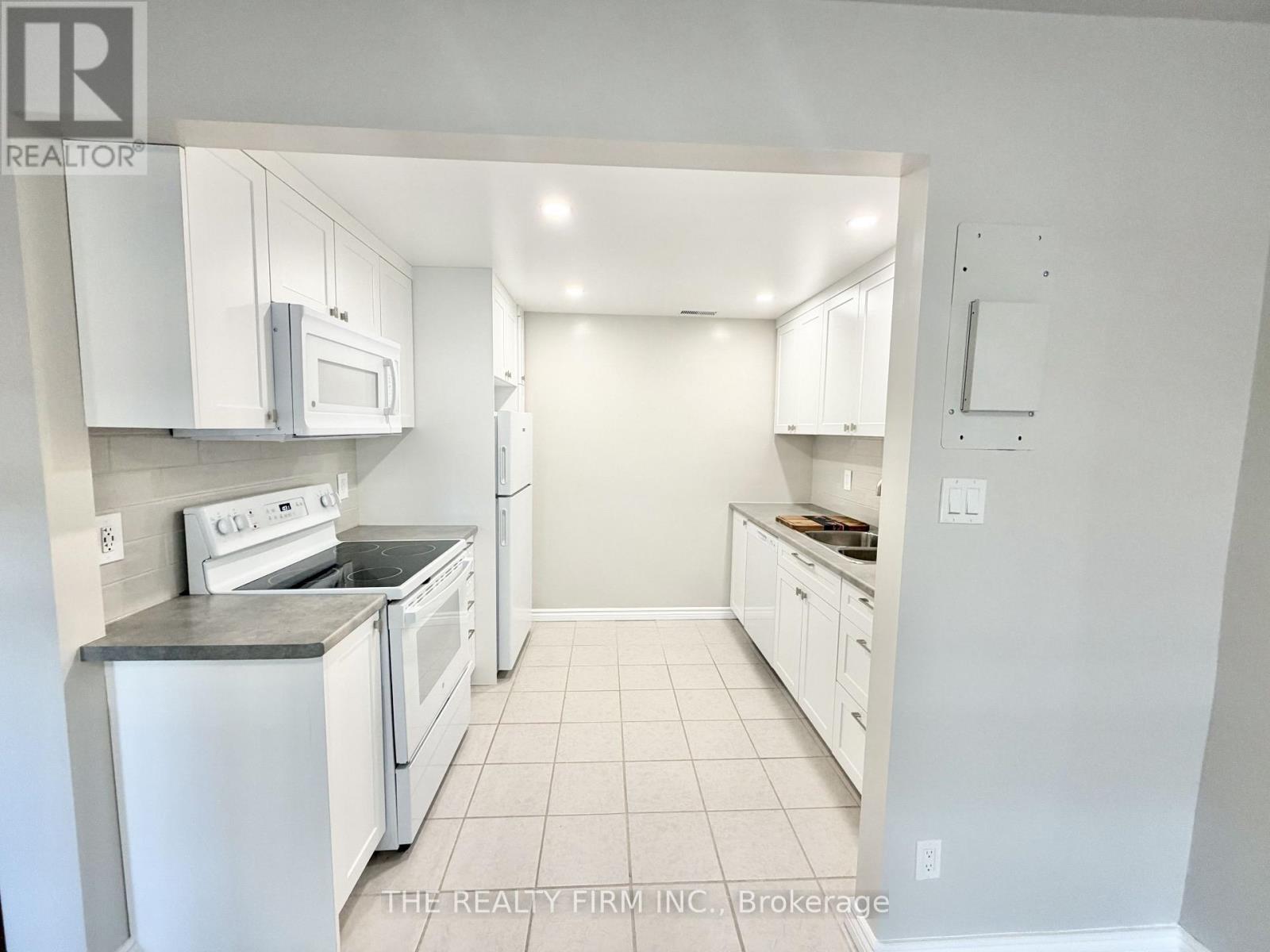 409 - 10 Beechwood Place Property Photo 5