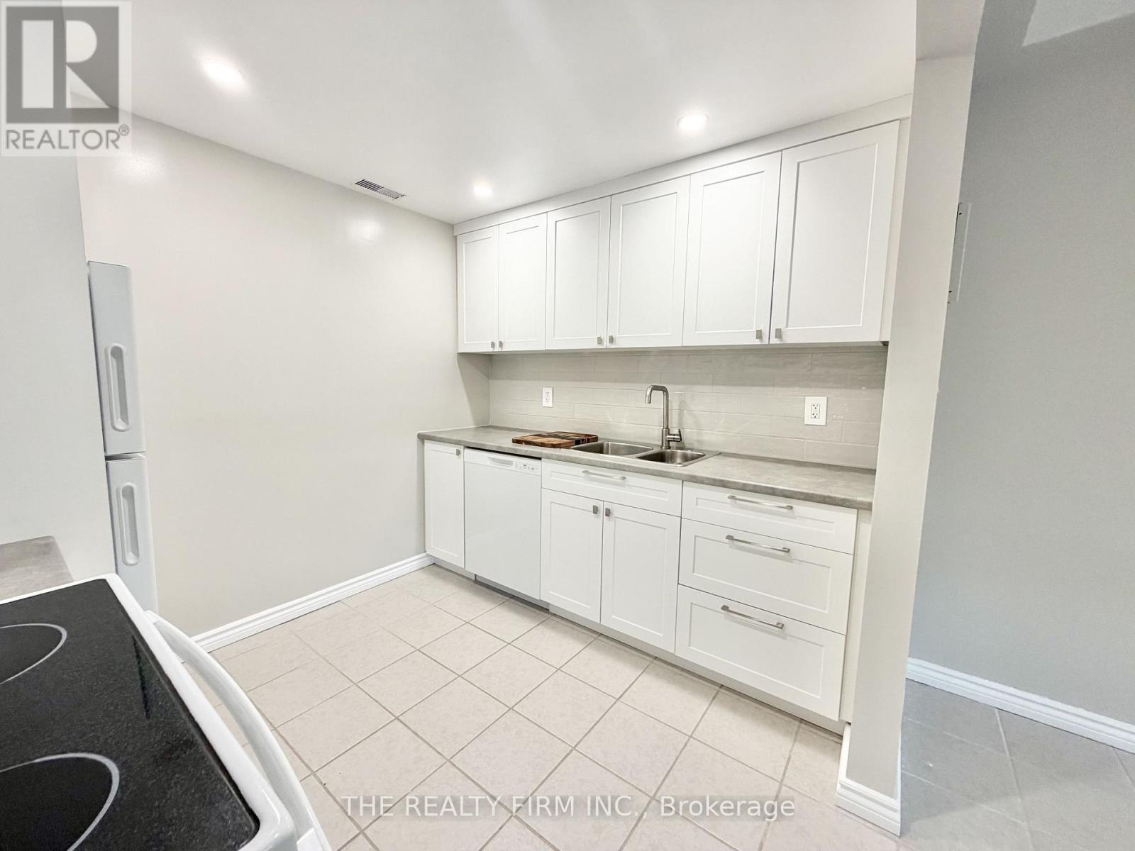 409 - 10 Beechwood Place Property Photo 6