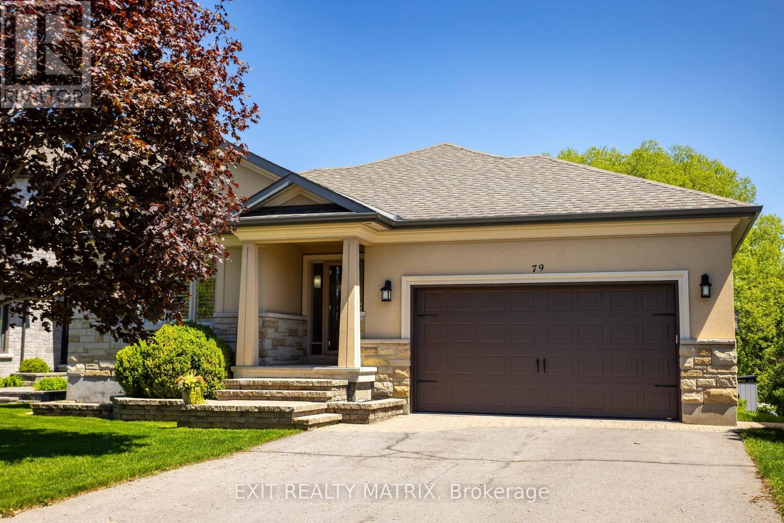 79 Radisson Drive Property Photo 3