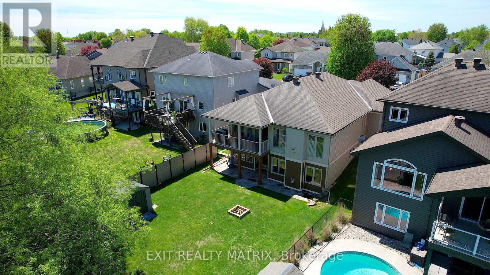 79 Radisson Drive Property Photo 47