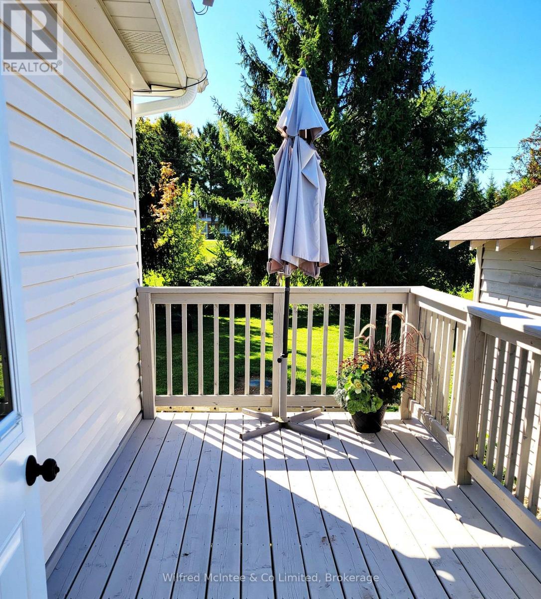 104 Meadows Drive Property Photo 2