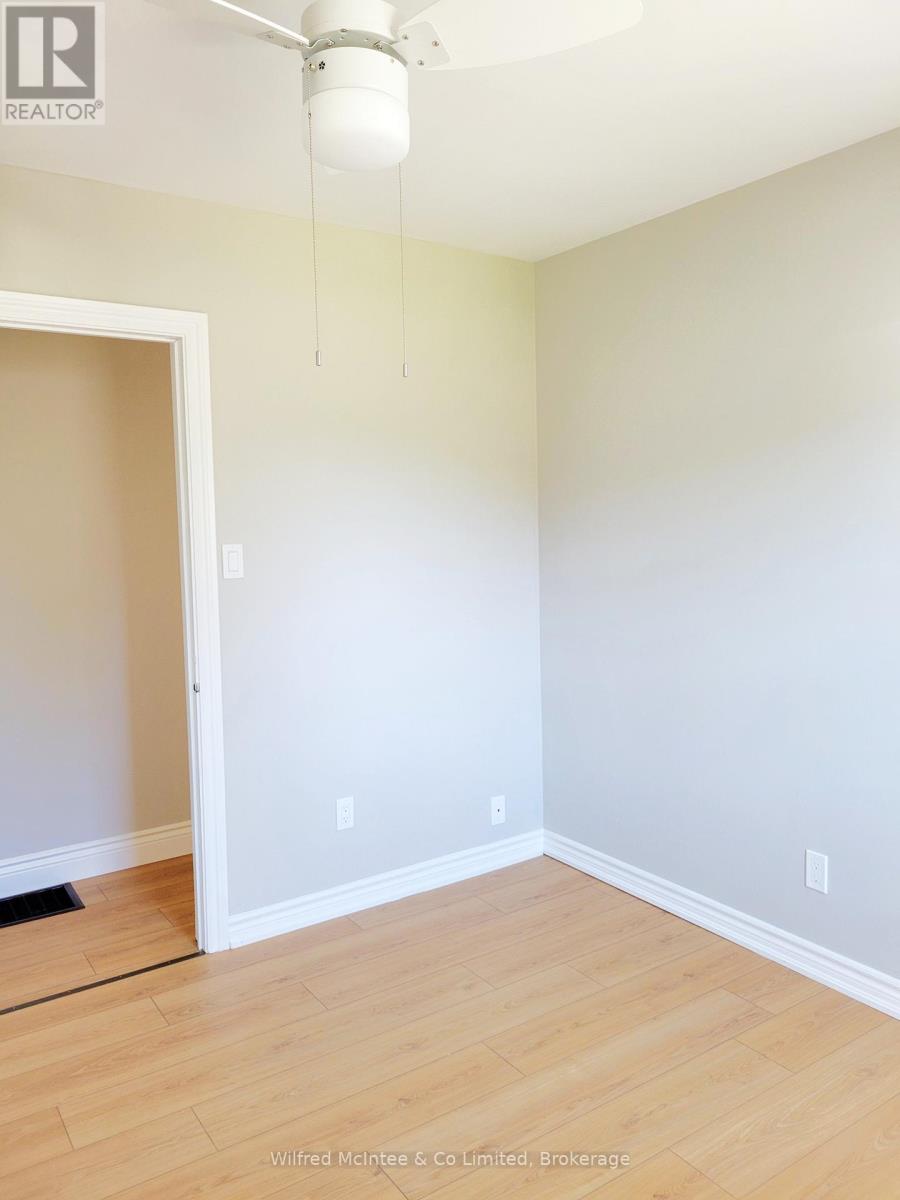 104 Meadows Drive Property Photo 12
