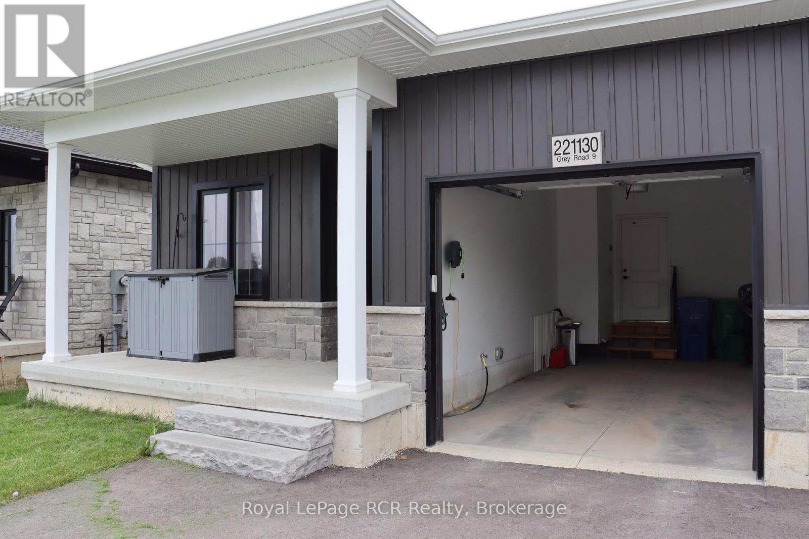 221130 Grey Road 9 Property Photo 14