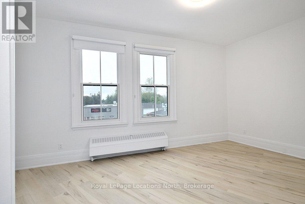 1 Bruce Street N Property Photo 16