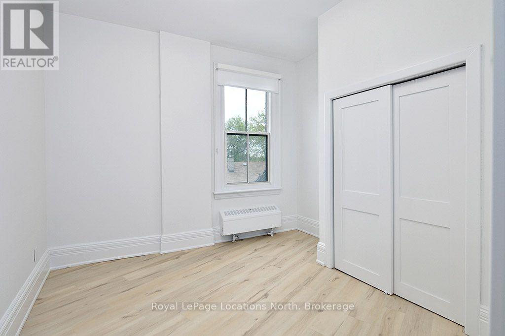 1 Bruce Street N Property Photo 18