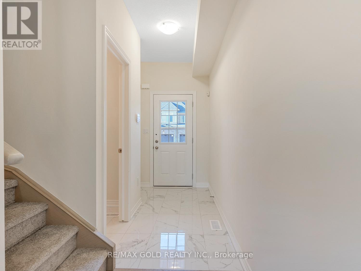 93 Pinot Crescent Property Photo 5
