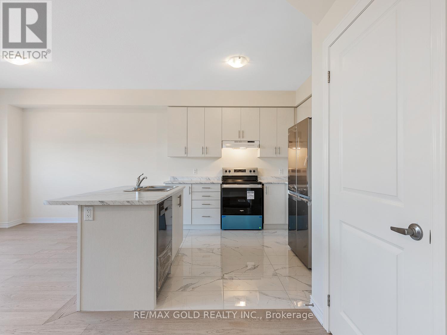 93 Pinot Crescent Property Photo 15