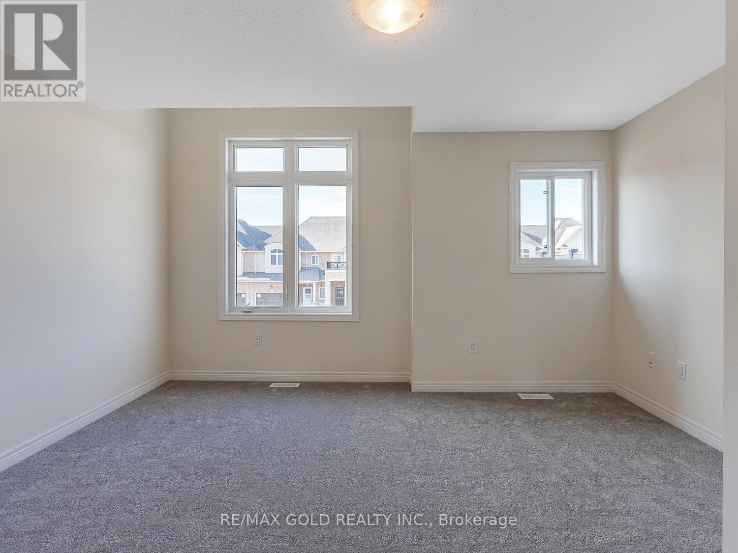 93 Pinot Crescent Property Photo 30