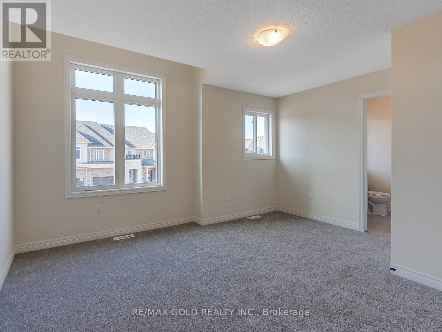 93 Pinot Crescent Property Photo 31