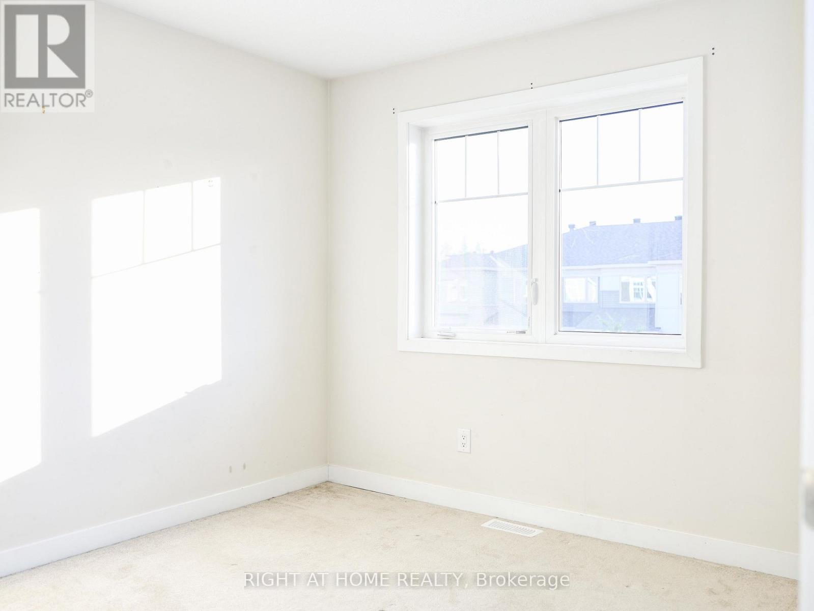 618 Allied Mews E Property Photo 10