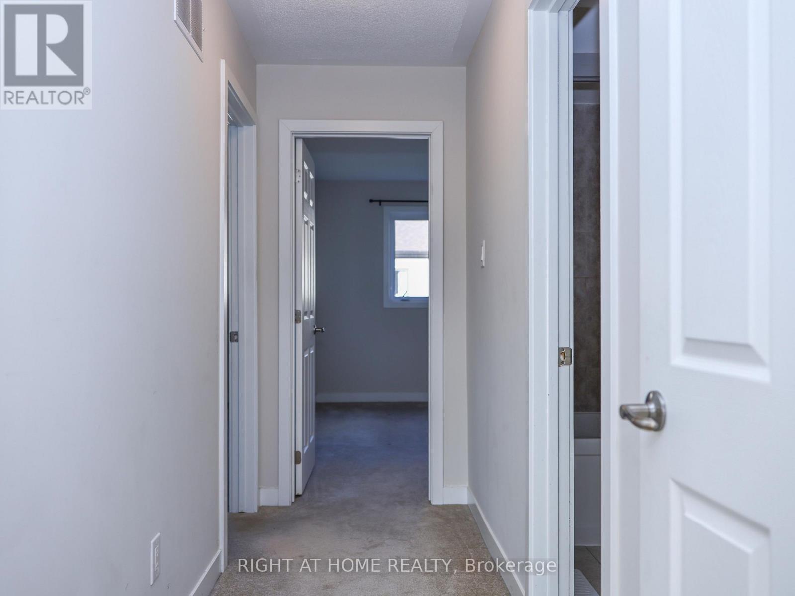 618 Allied Mews E Property Photo 11