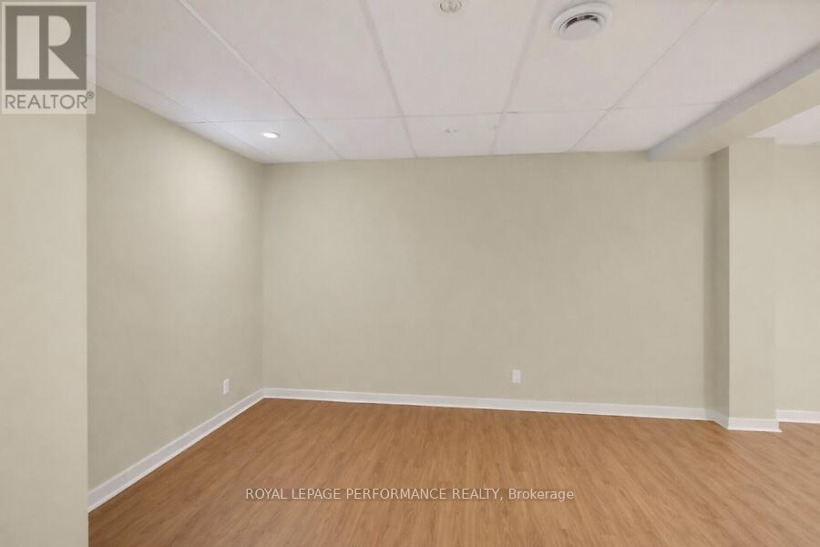 3064 Olympic Way Property Photo 17