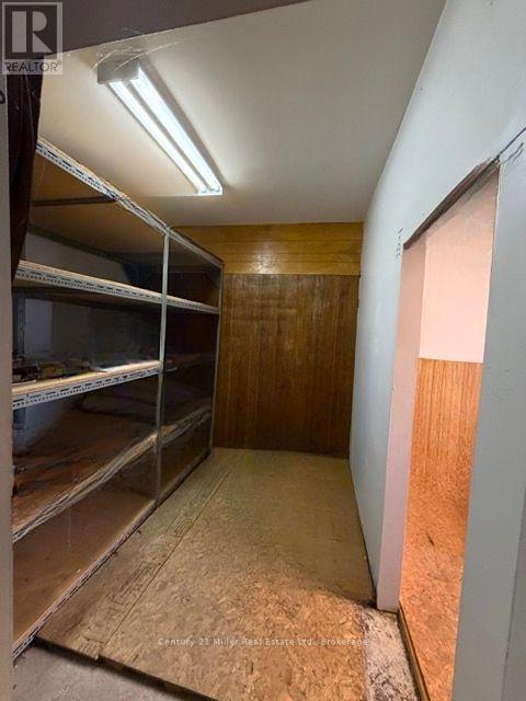 9 - 634 Colby Drive Property Photo 6