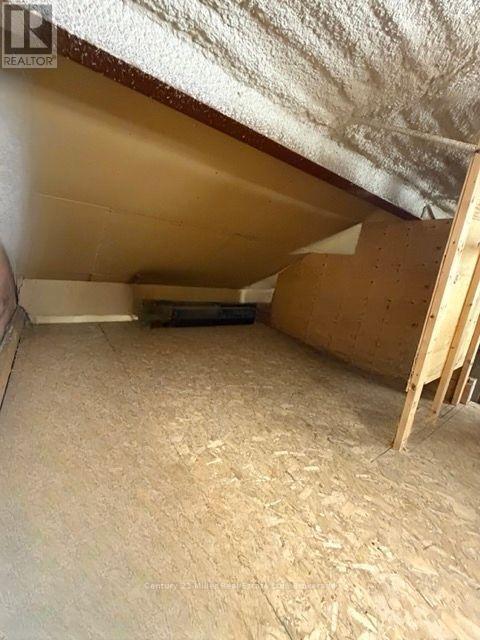 9 - 634 Colby Drive Property Photo 21