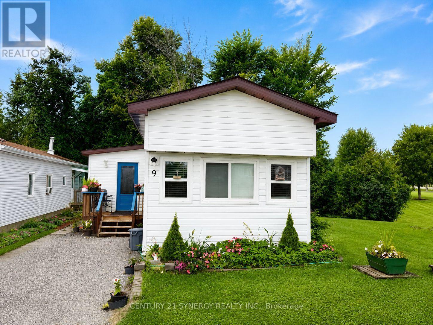 9 Echo Drive Property Photo 2