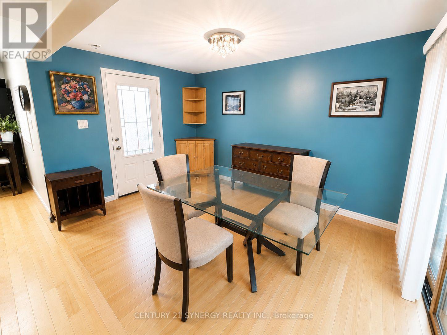 9 Echo Drive Property Photo 5