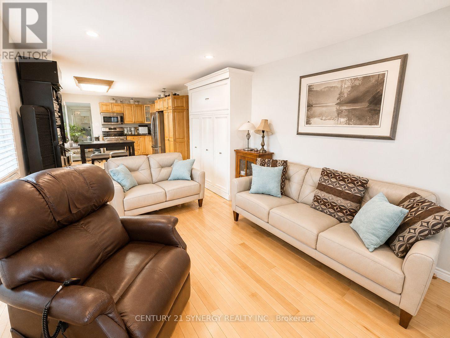 9 Echo Drive Property Photo 12