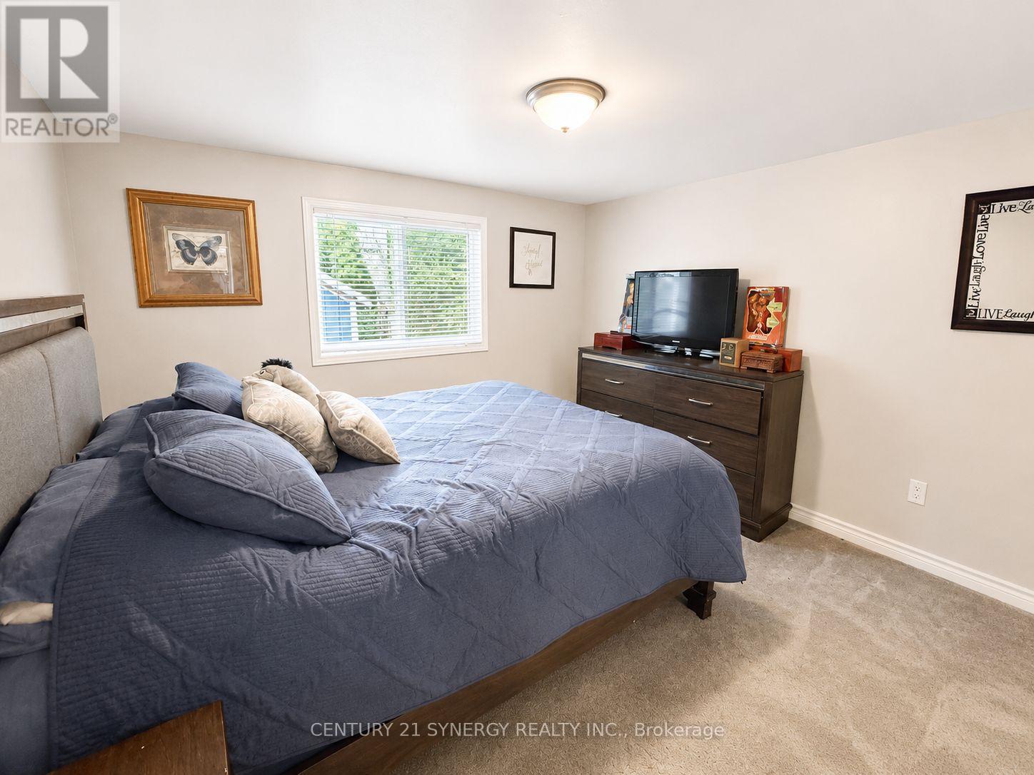 9 Echo Drive Property Photo 19