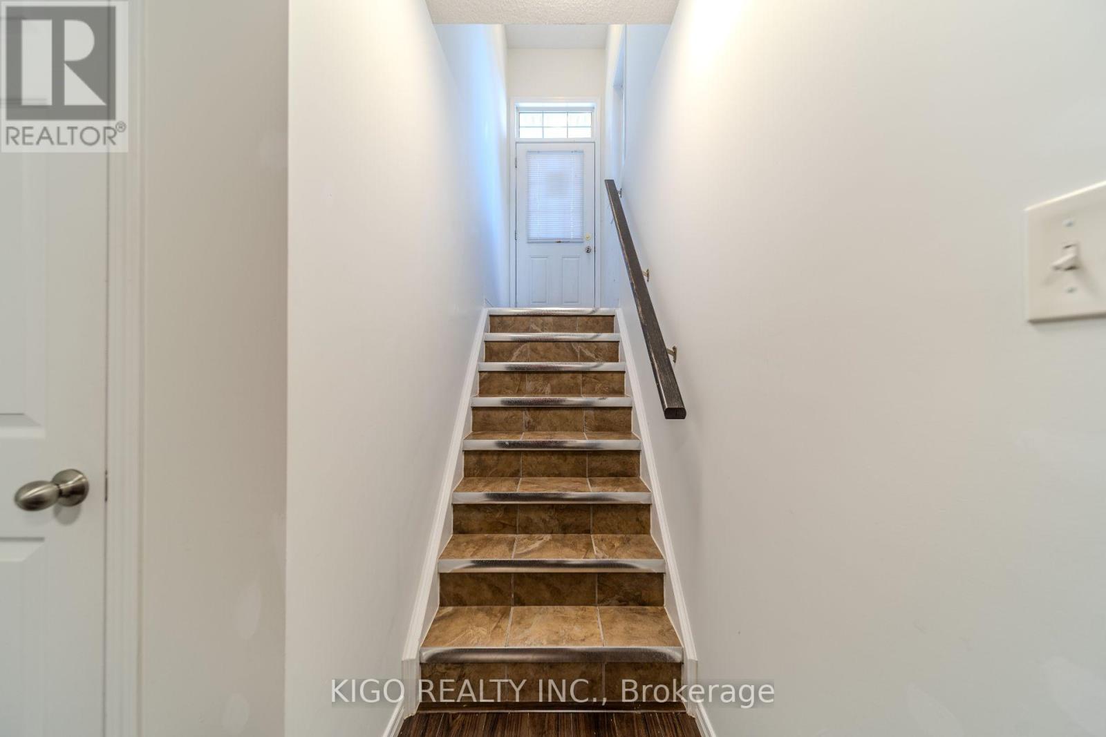 37a - 931 Glasgow Street Property Photo 5