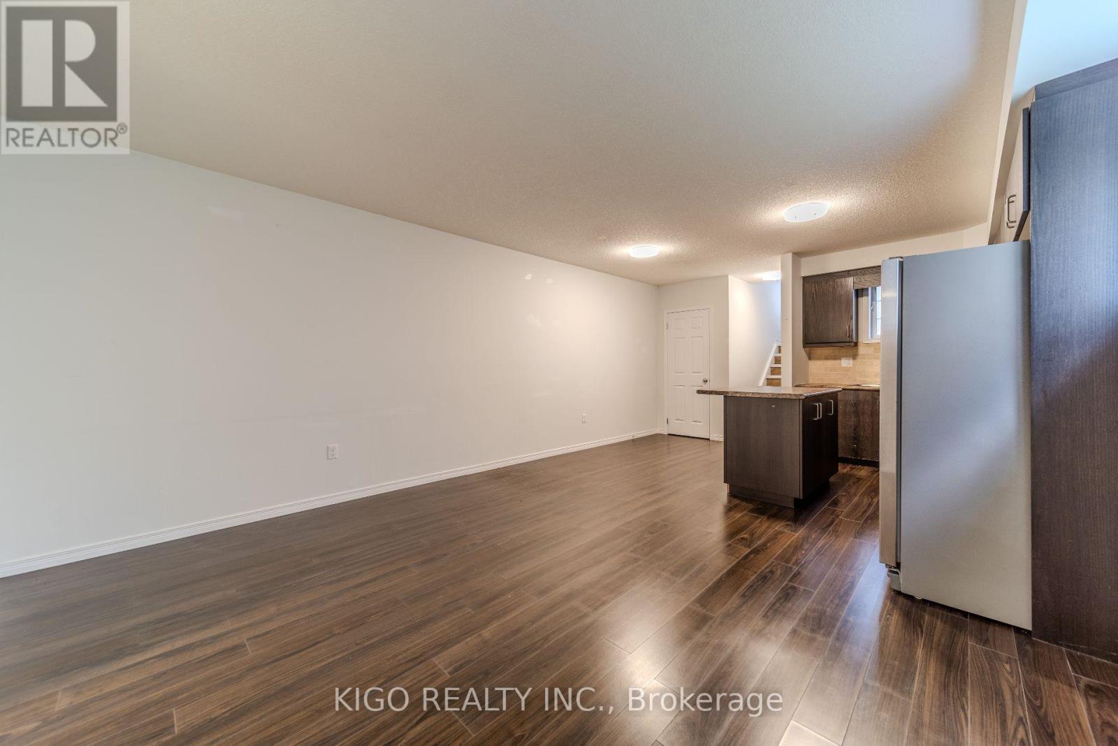 37a - 931 Glasgow Street Property Photo 8