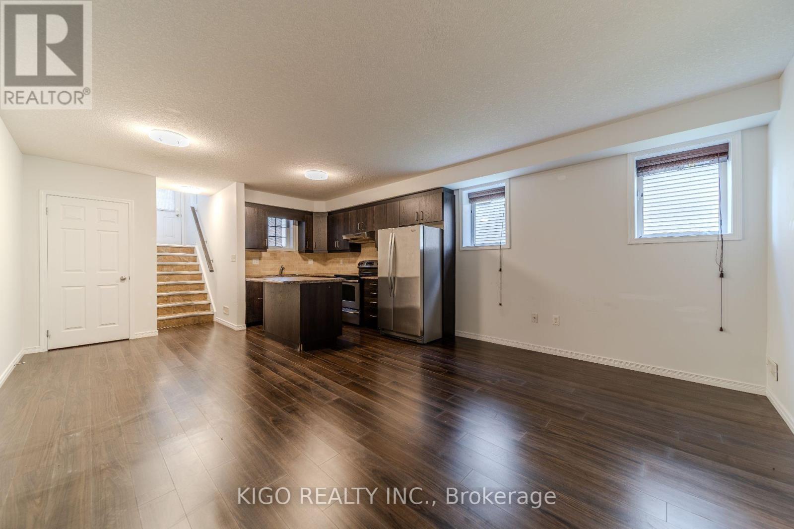 37a - 931 Glasgow Street Property Photo 9