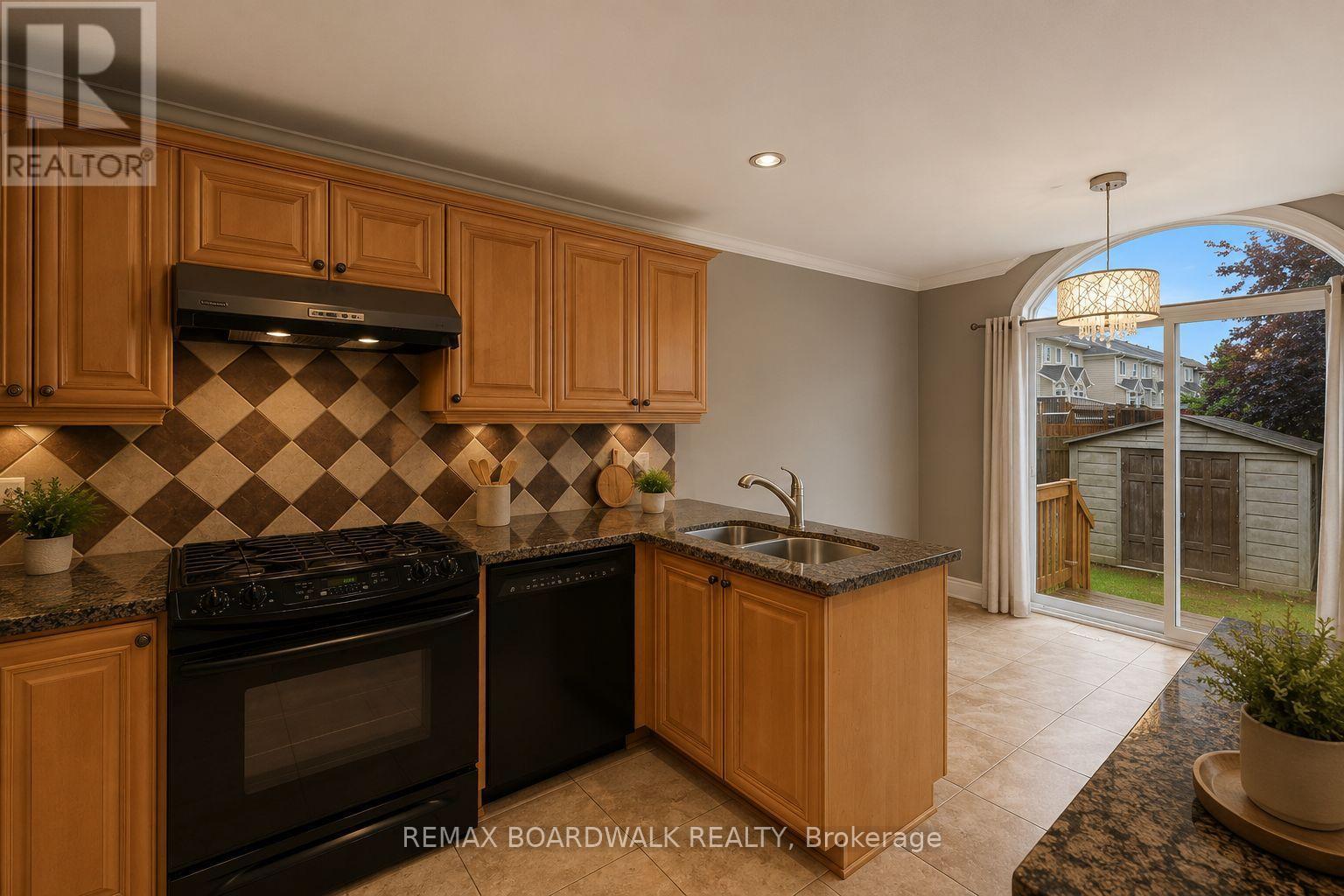 561 Aquaview Drive Property Photo 15