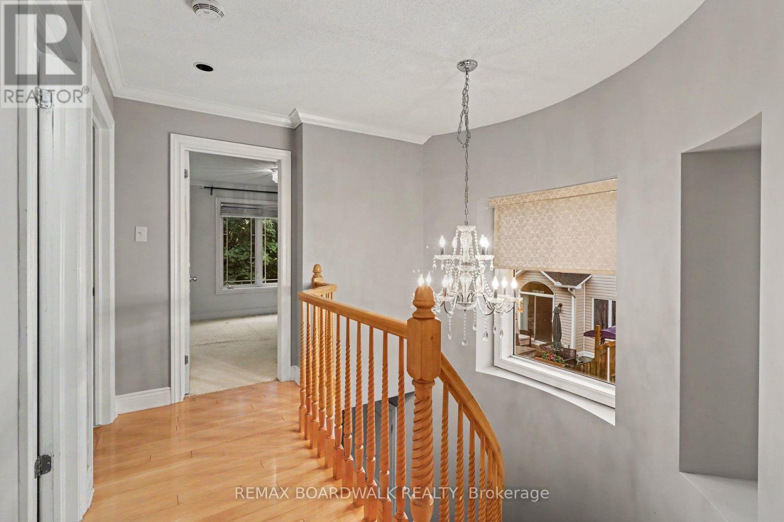 561 Aquaview Drive Property Photo 18