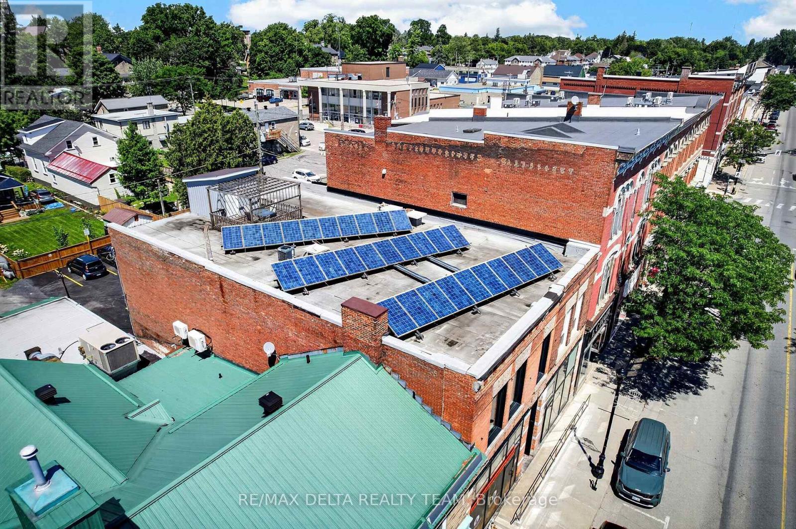 228 King Street W Property Photo 7