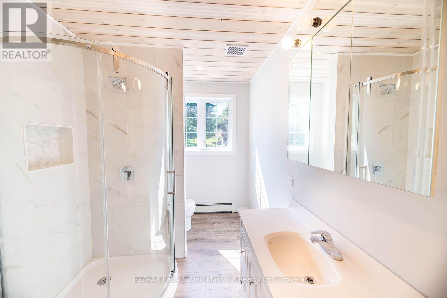 187 Victoria Street Property Photo 8