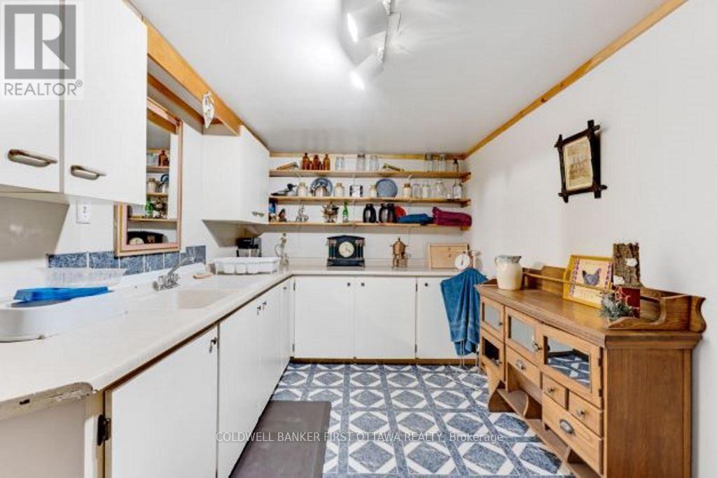 485 Kitley Line 1 Road Property Photo 30