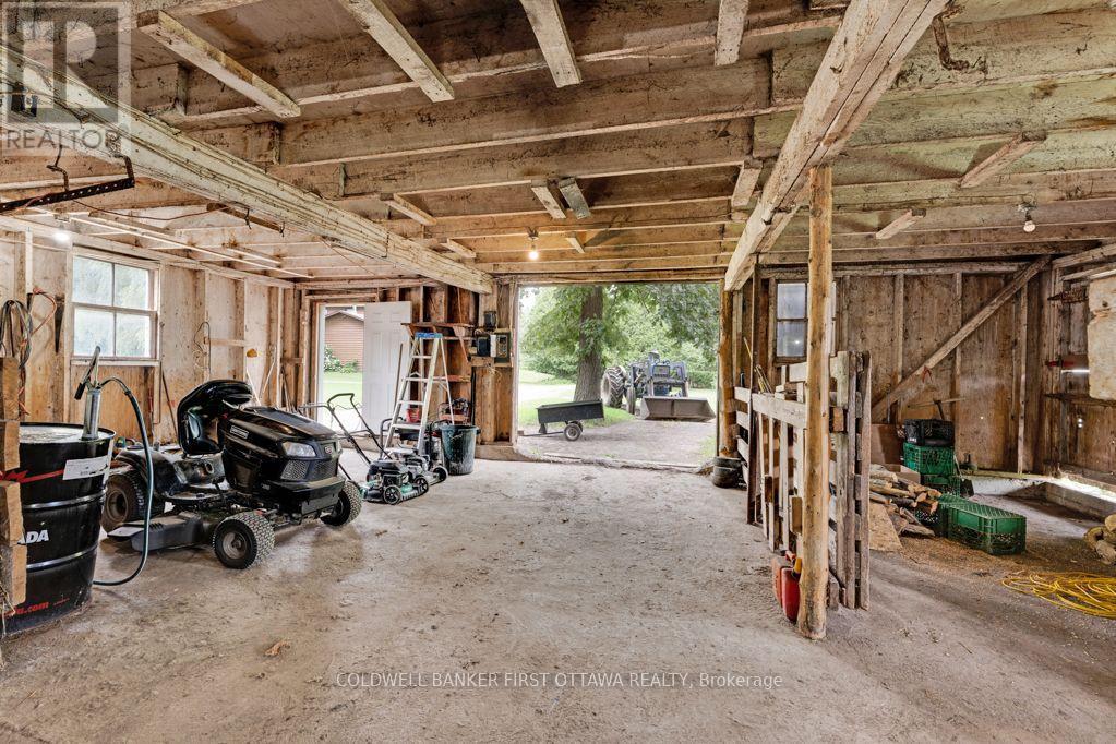 485 Kitley Line 1 Road Property Photo 35