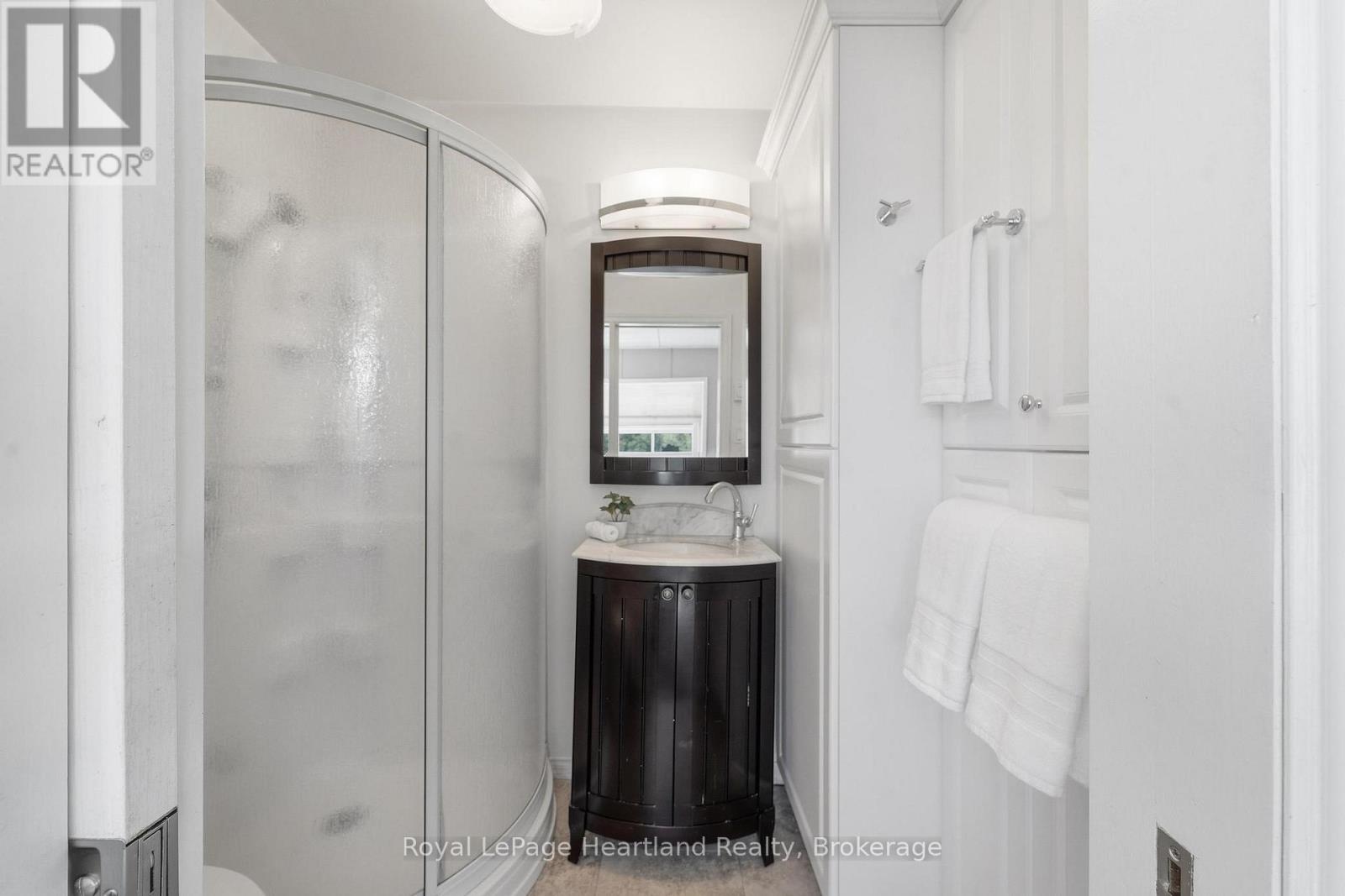 9 Maple Lane Property Photo 16